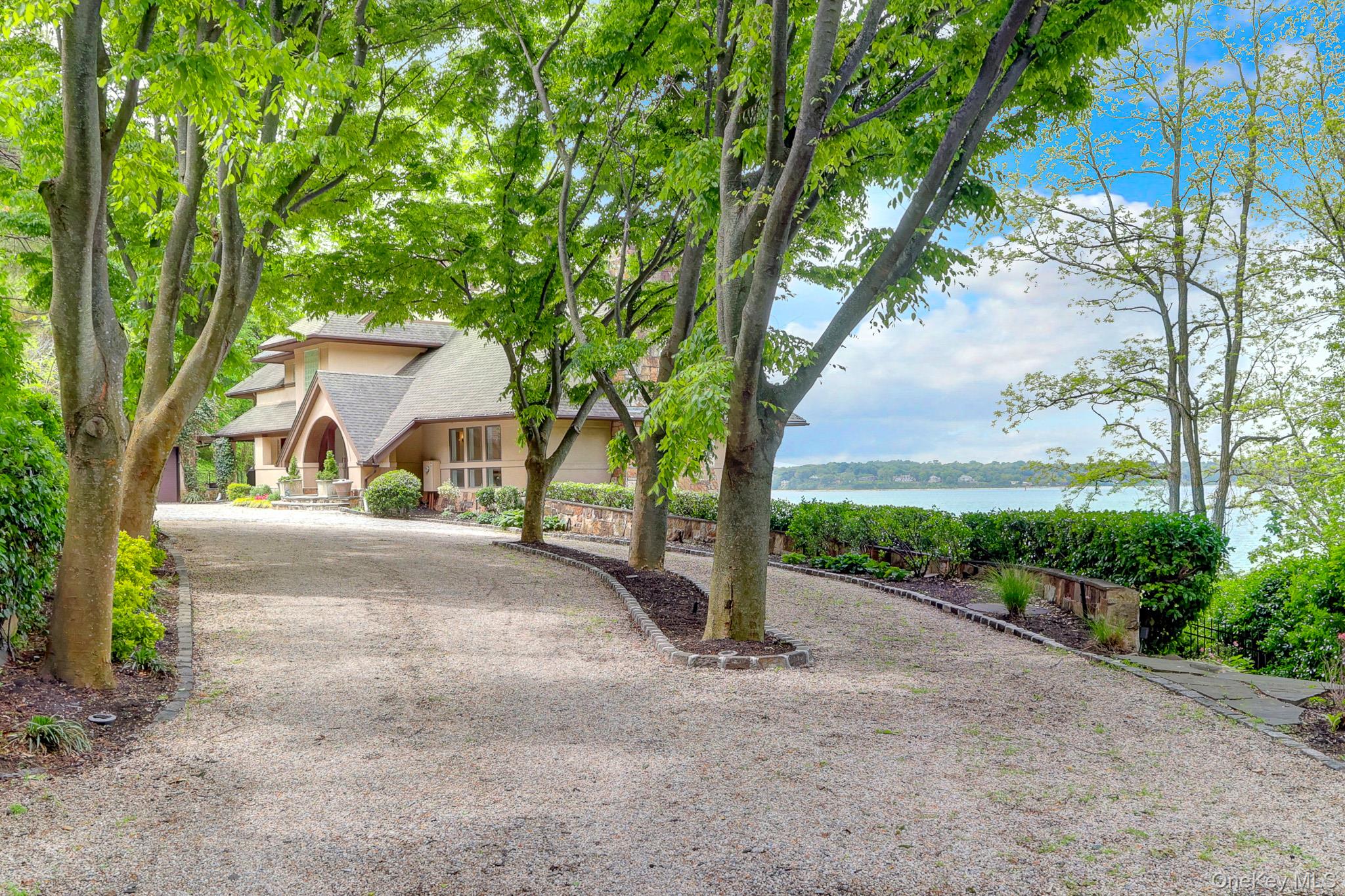 35 Sunview Drive – For Sale photo 6