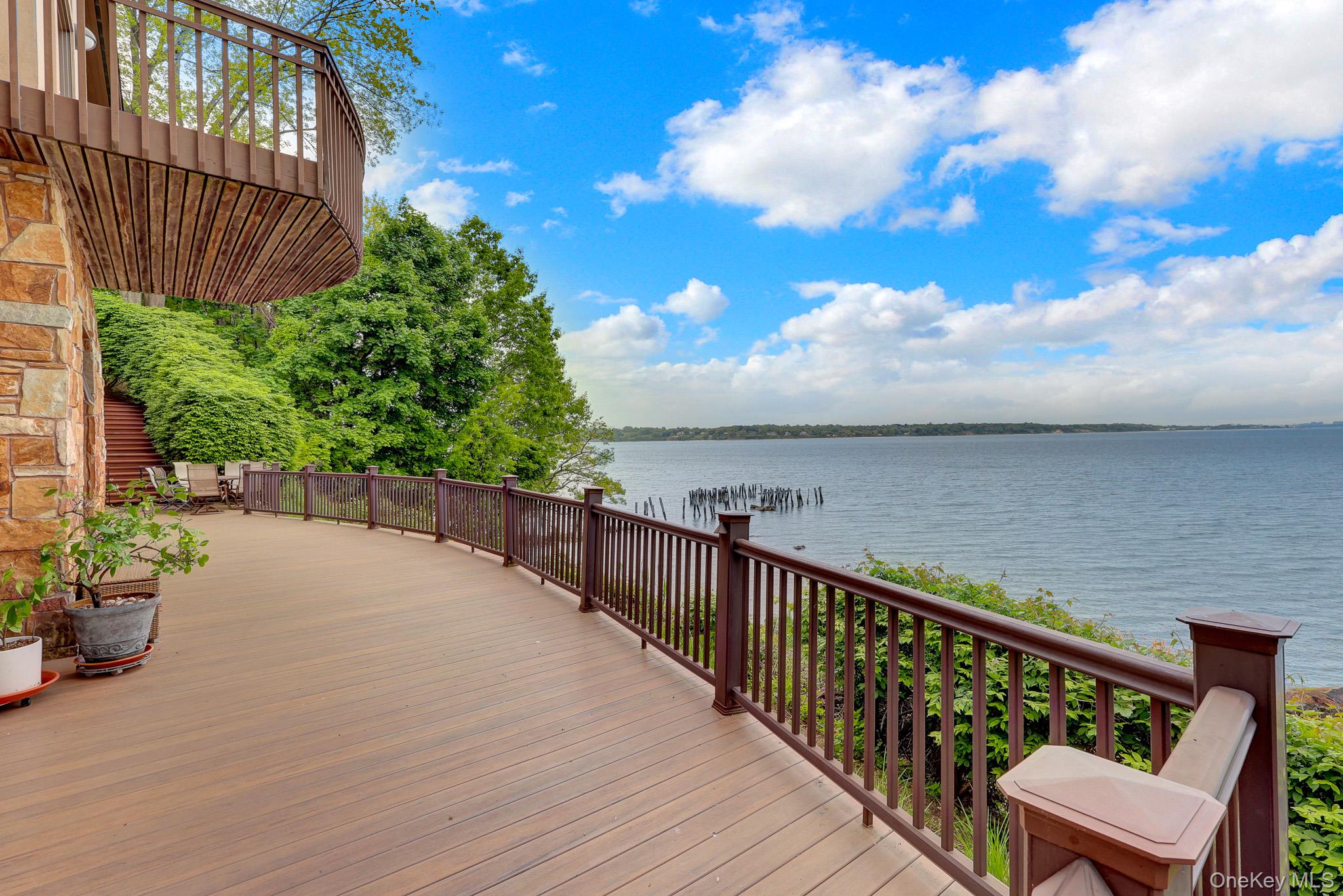 35 Sunview Drive – For Sale photo 32