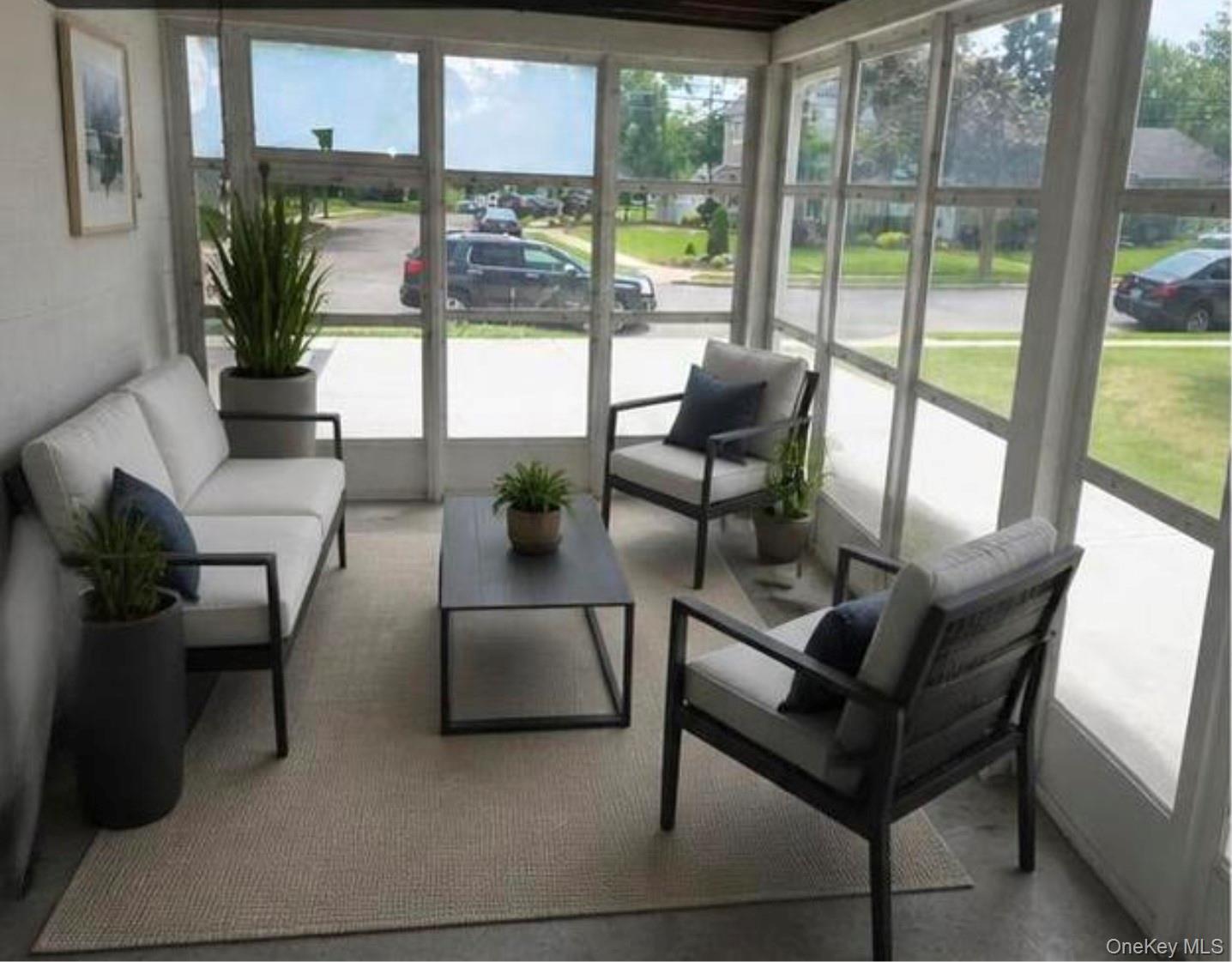 1524 Bowe Road – For Sale photo 3