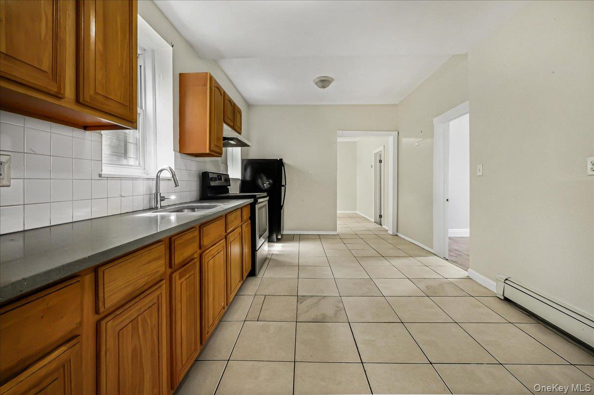 704 E 183rd Street – For Sale photo 5