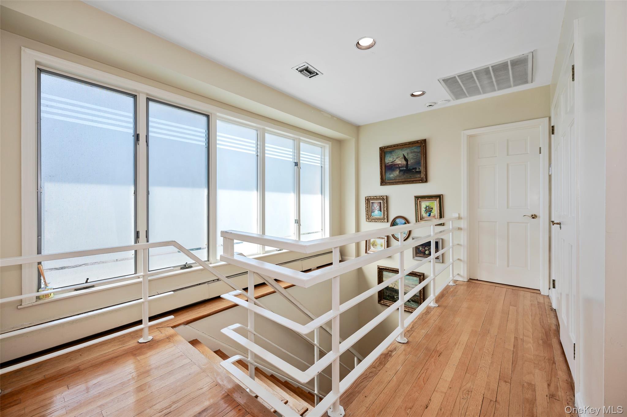 13802 Rockaway Beach Boulevard – For Sale photo 17