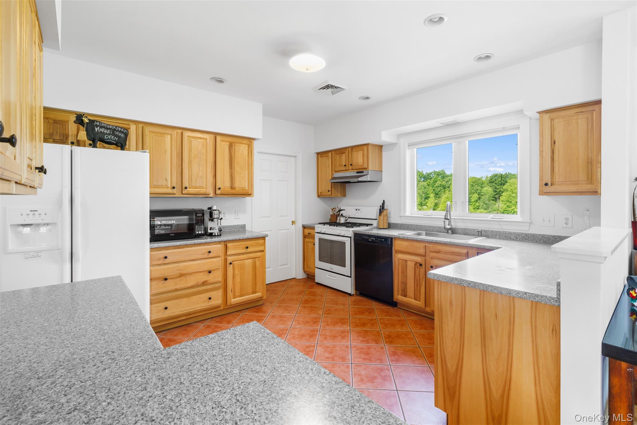508 Woodstock Road – For Sale photo 16