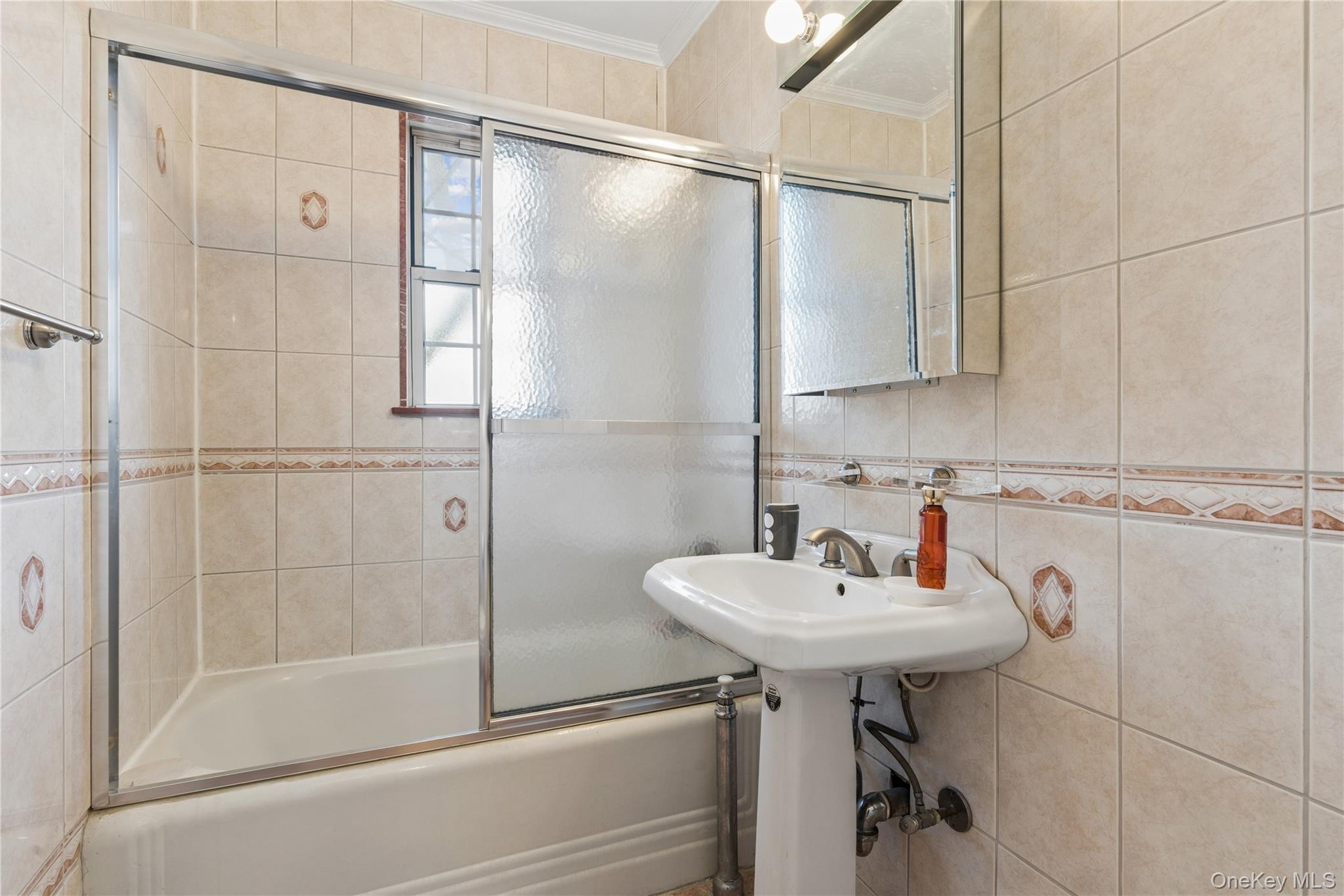150 Burns Street, Unit 3F photo 4