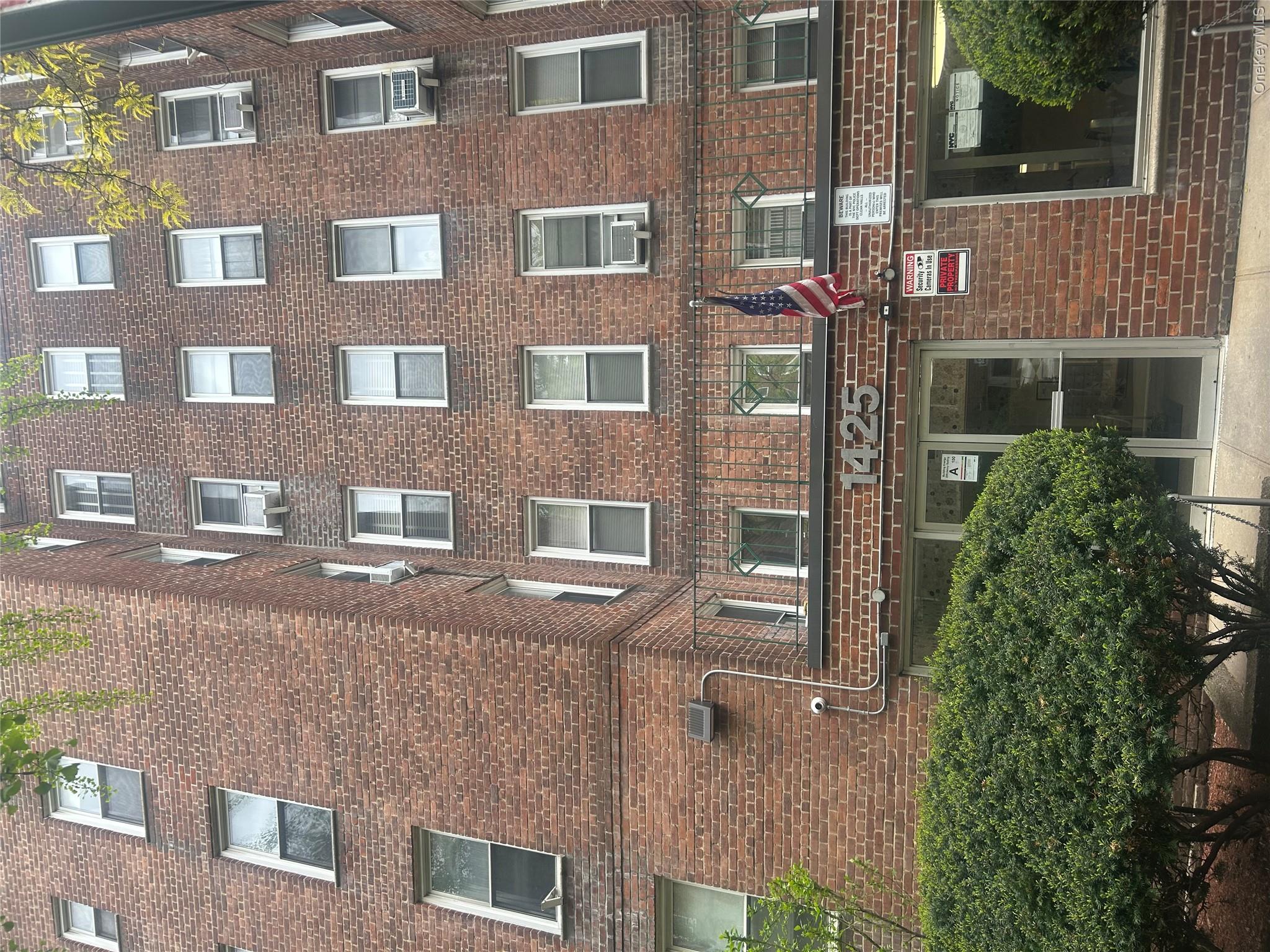 1425 Thieriot Avenue, Unit 1J