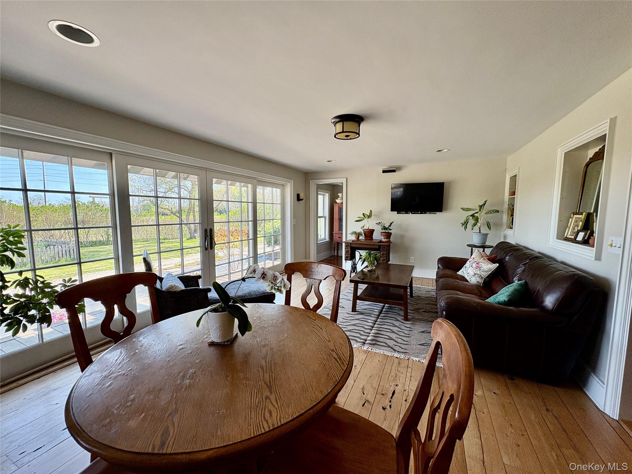 184 Twomey Avenue – For Rent photo 8