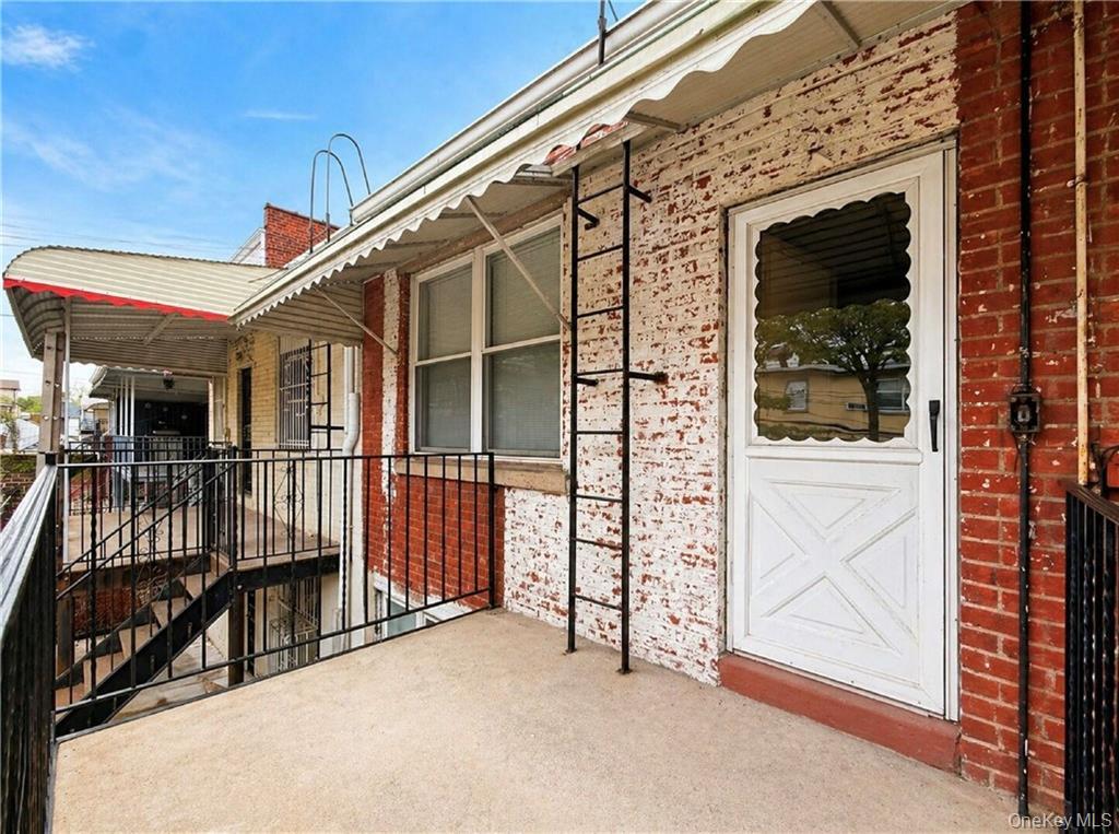 2544 Hubbard Street – For Sale photo 14