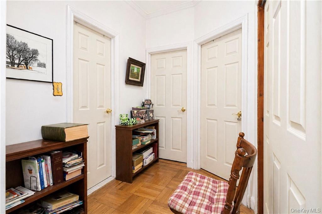 2544 Hubbard Street – For Sale photo 10