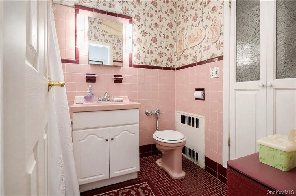 2544 Hubbard Street – For Sale photo 11