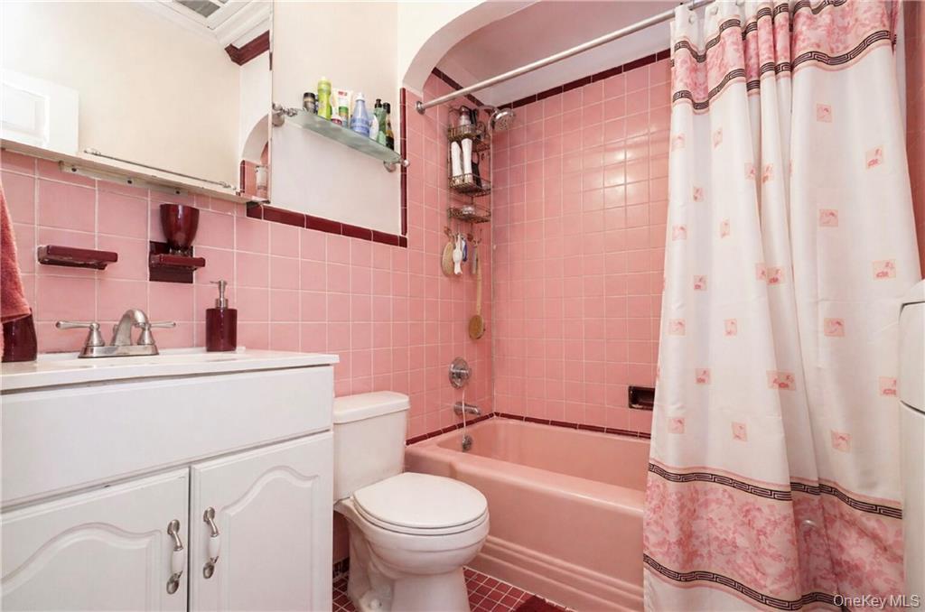 2544 Hubbard Street – For Sale photo 18