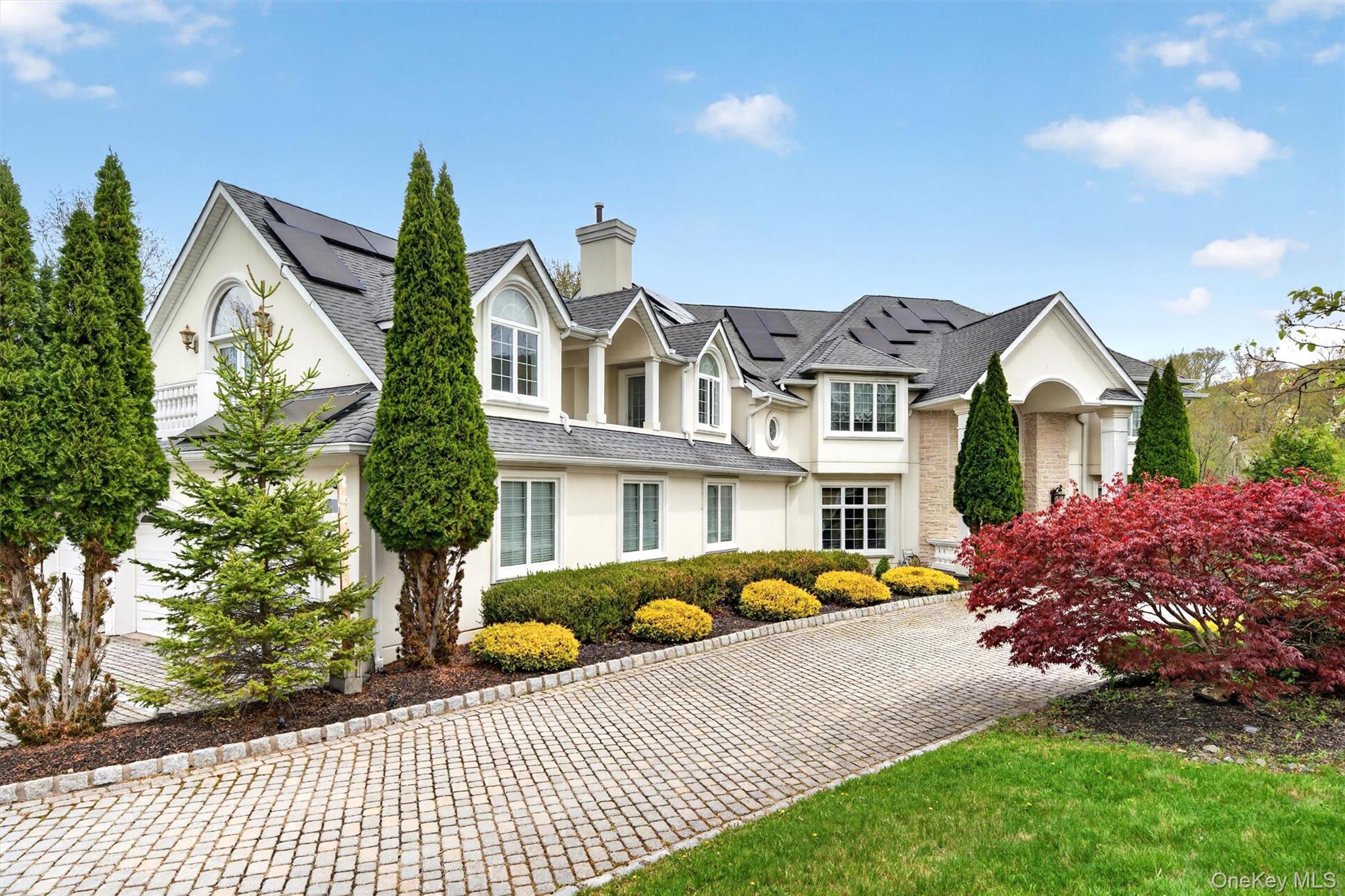 23 Greenwich Avenue – For Sale photo 2