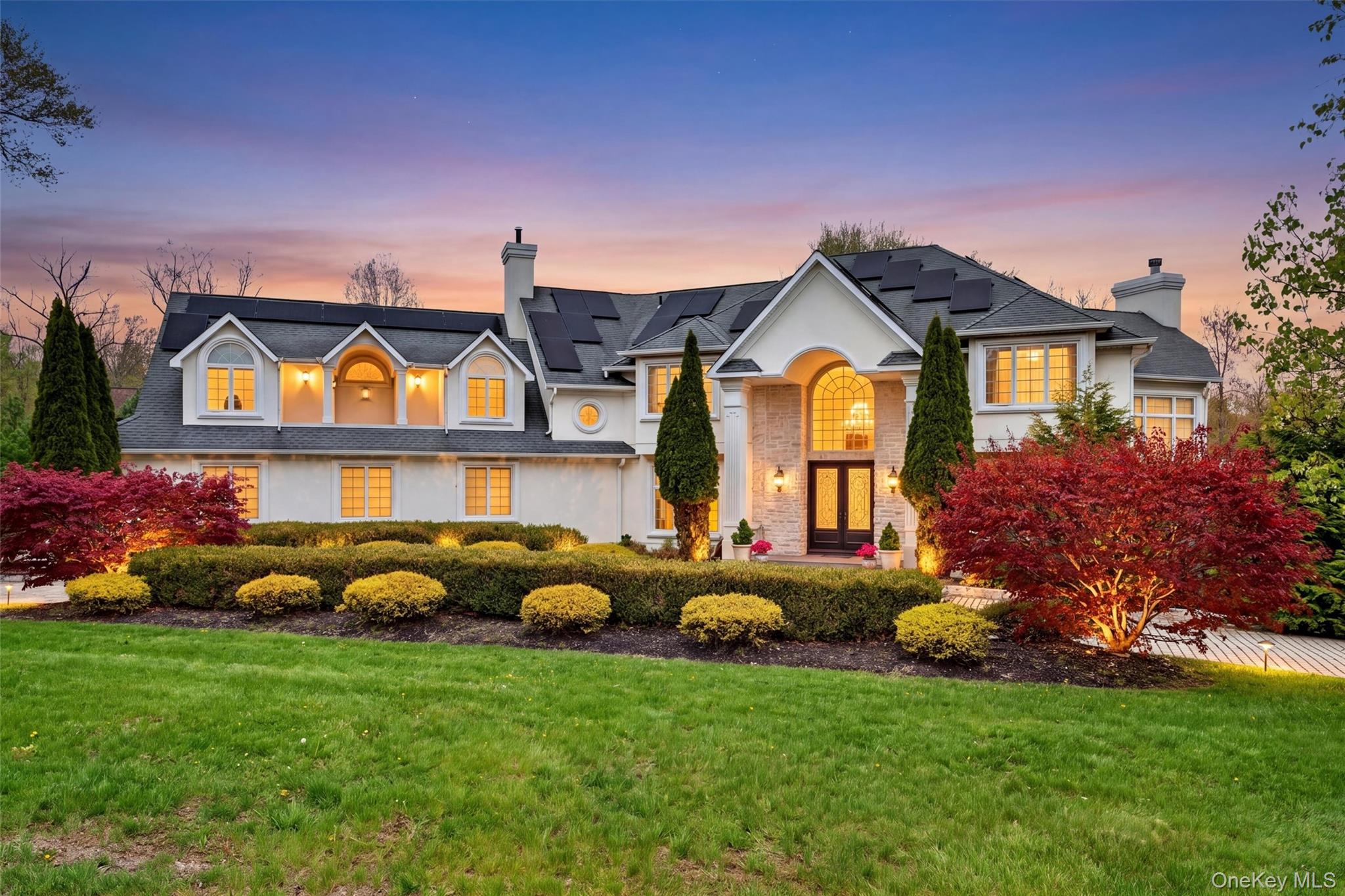 23 Greenwich Avenue – For Sale