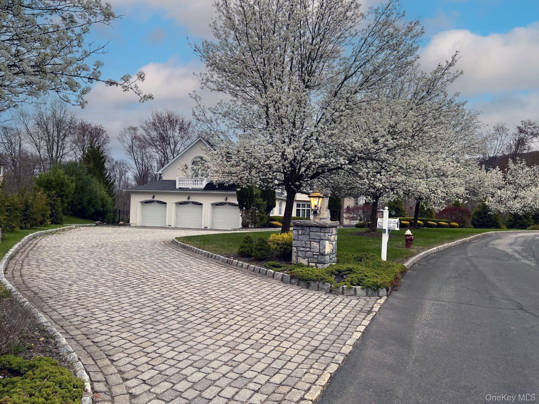 23 Greenwich Avenue – For Sale photo 45
