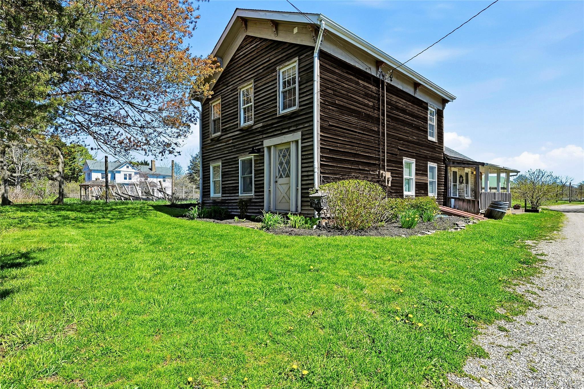 35950 Main Road – For Sale photo 3