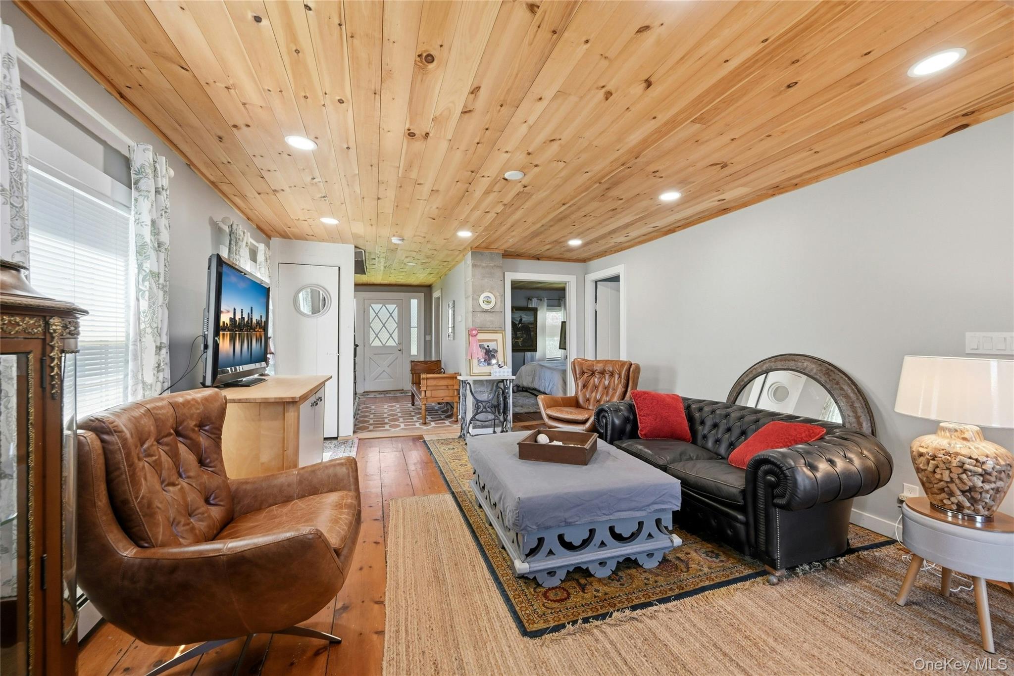 35950 Main Road – For Sale photo 8