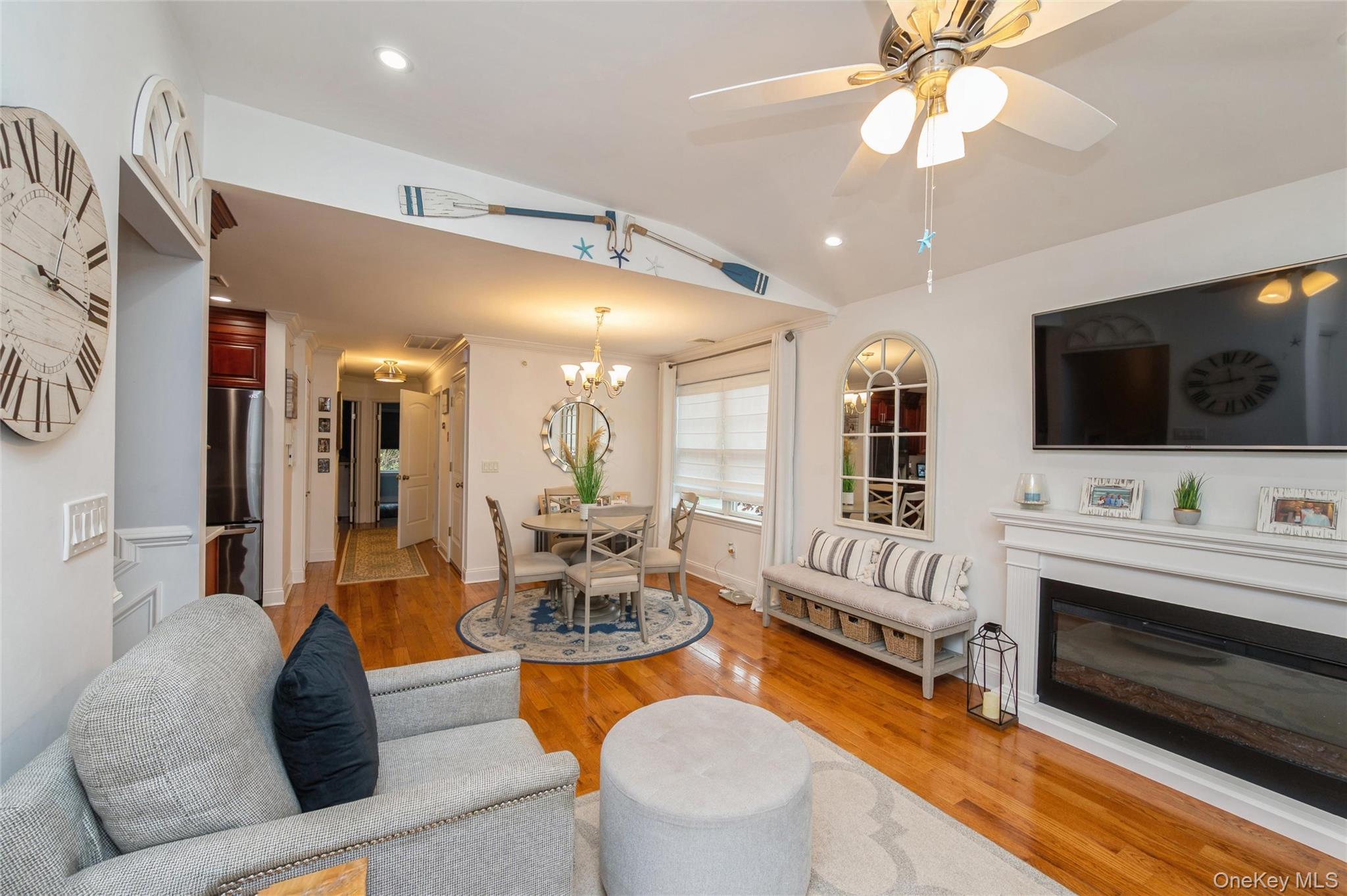 608 Carman Avenue, Unit C2 photo 6