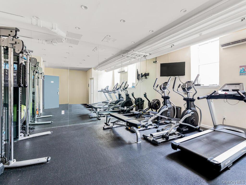 3636 Fieldston Road, Unit 7B photo 20