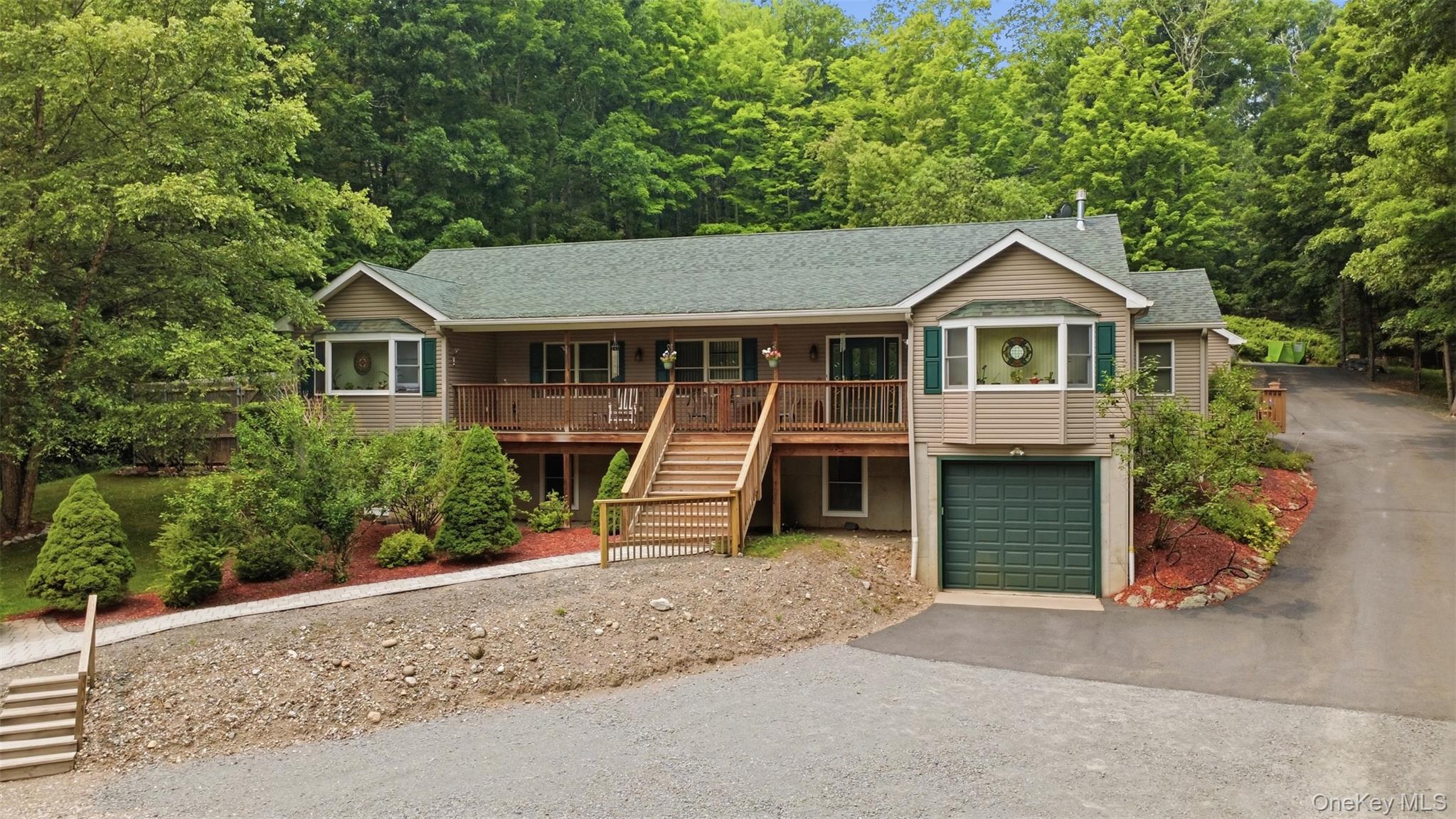 414 Red Hill Rd – For Sale
