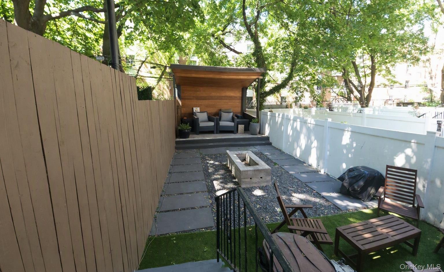 345 Quincy Street, Unit A photo 12
