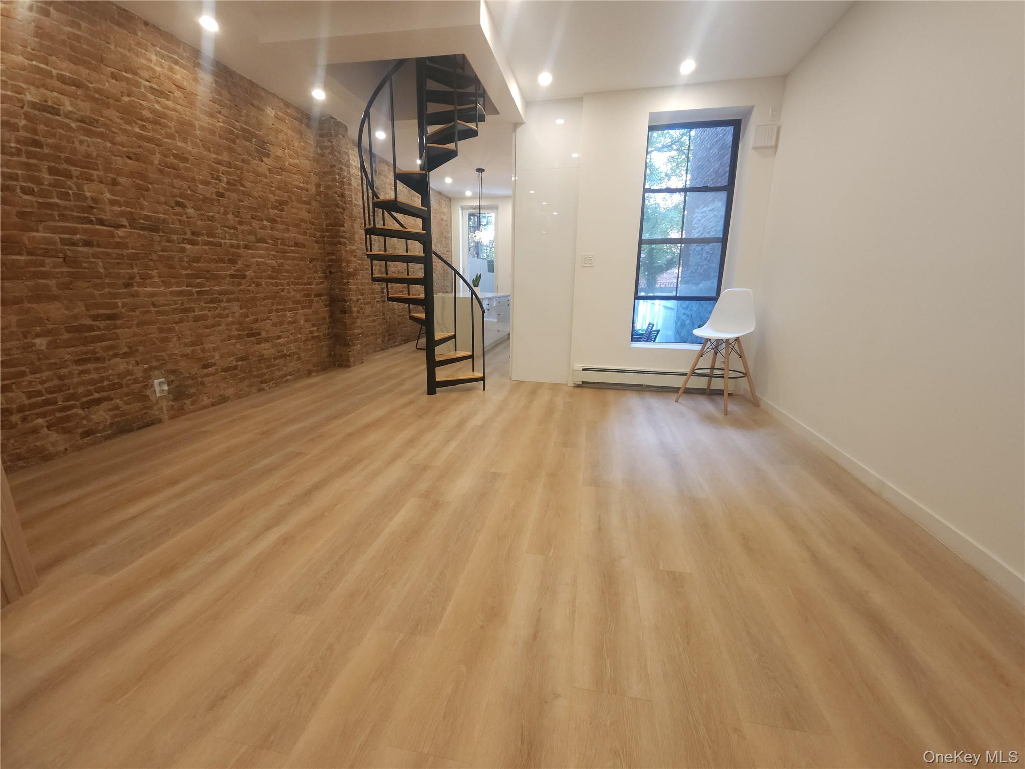 345 Quincy Street, Unit A photo 6