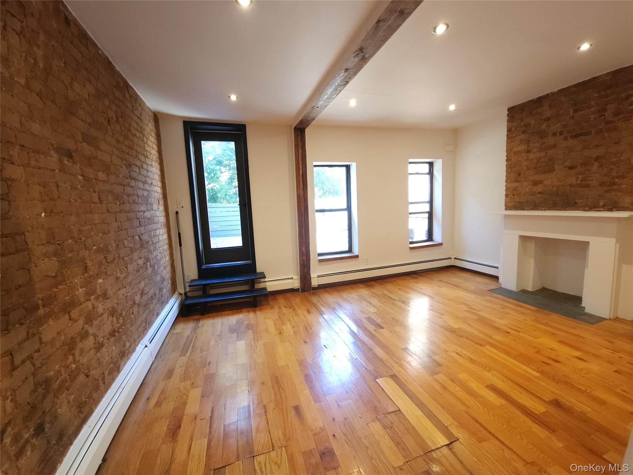 345 Quincy Street, Unit A photo 16