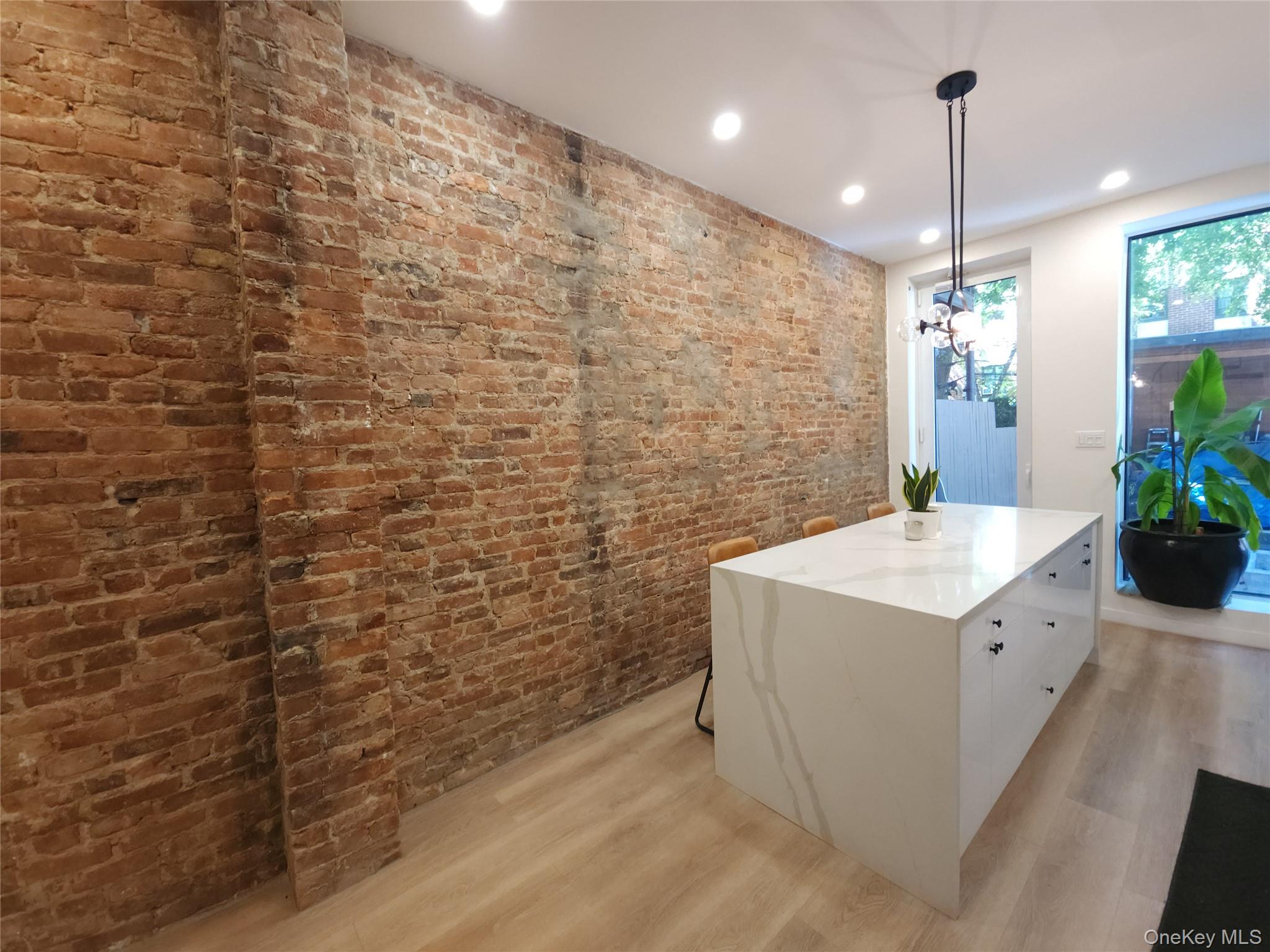 345 Quincy Street, Unit A photo 5