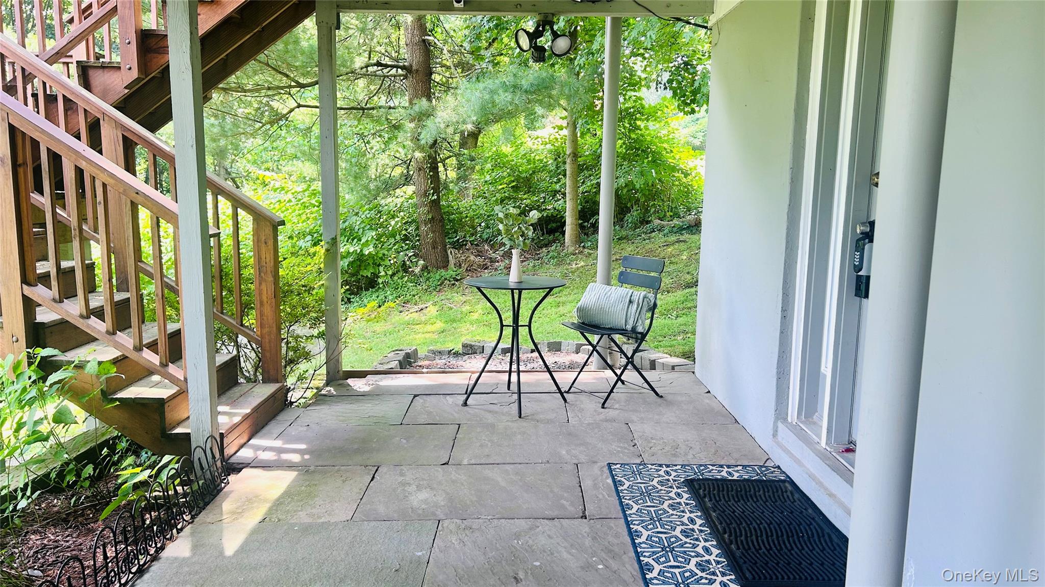 1095 Route 9W S S – For Rent