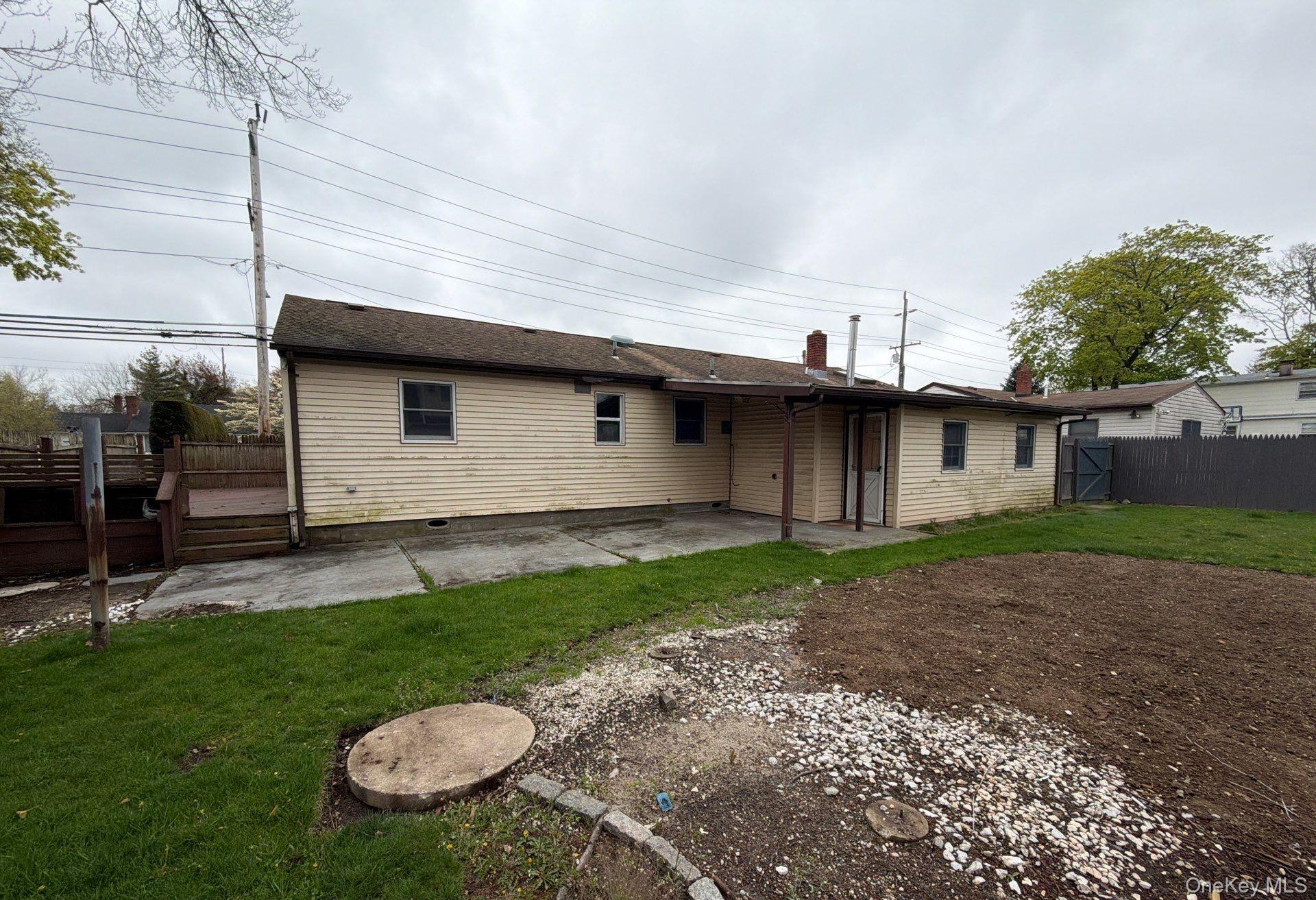 209 Moffitt Boulevard – For Sale photo 16