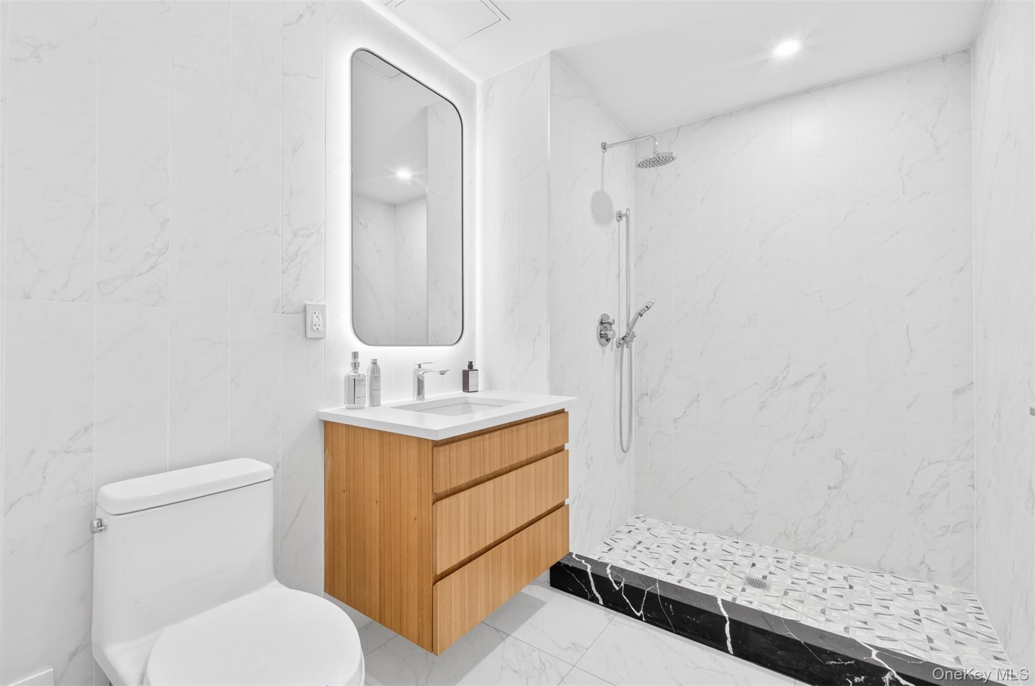 133-25 37TH Avenue, Unit 8K photo 22