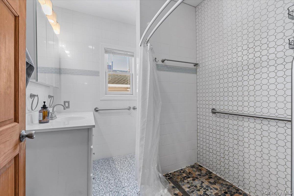 93-22 245th Street – For Sale photo 11