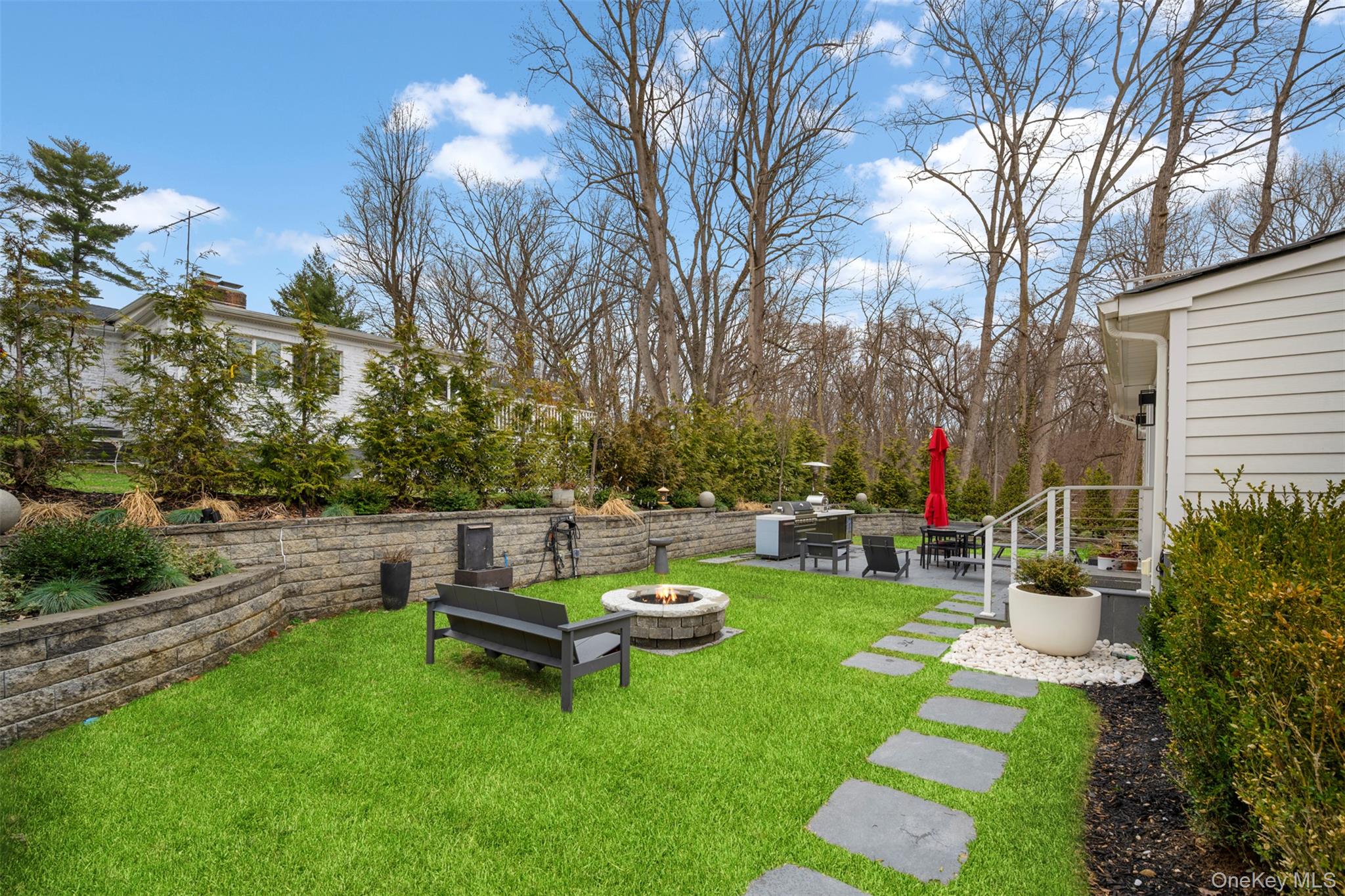 2 Hewlett Place – For Sale photo 10
