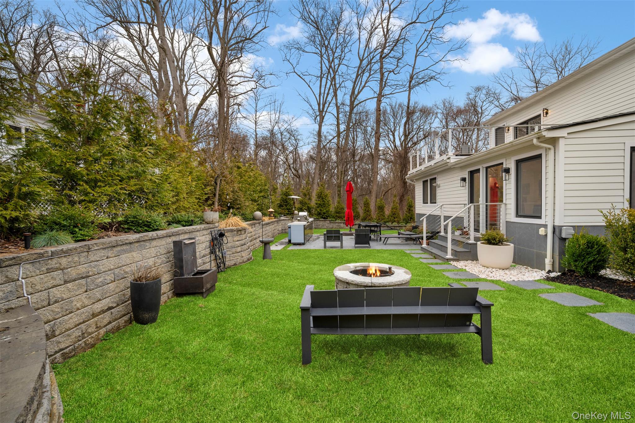 2 Hewlett Place – For Sale photo 8