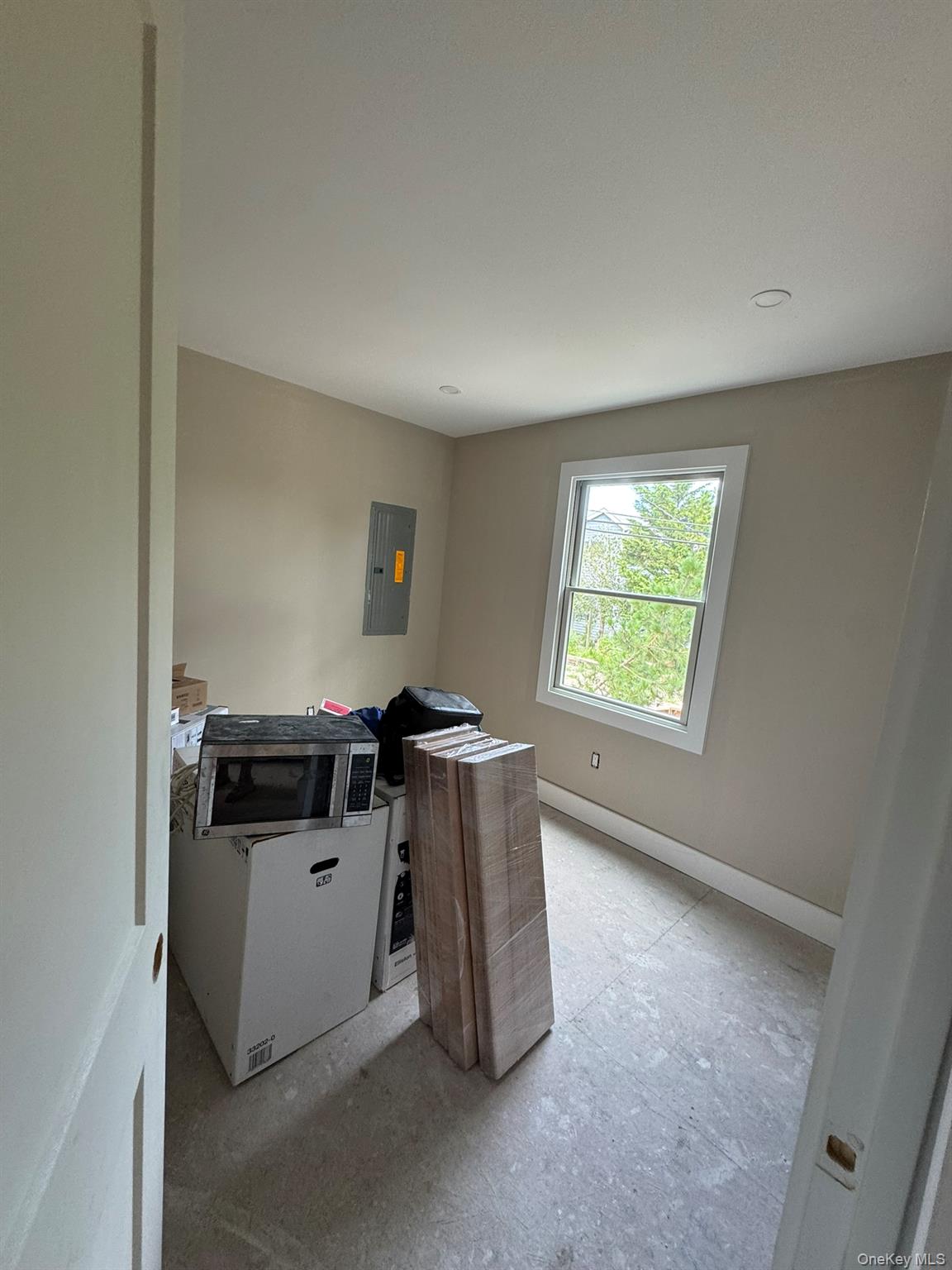 17 Ocean Bay Boulevard – For Sale photo 2