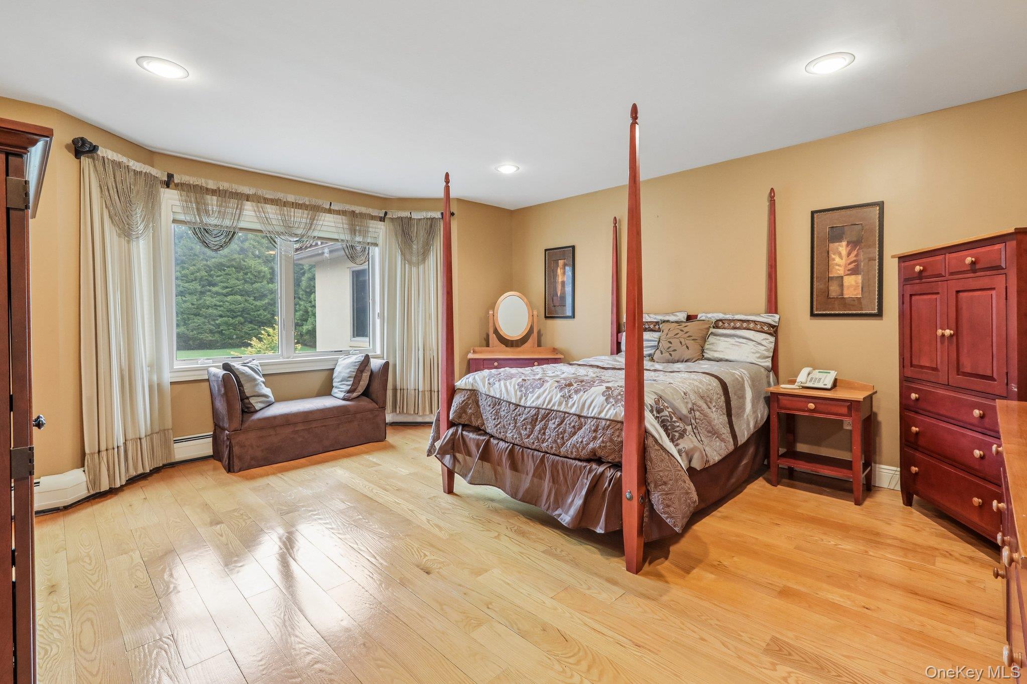 250 Old Mill Road – For Sale photo 24
