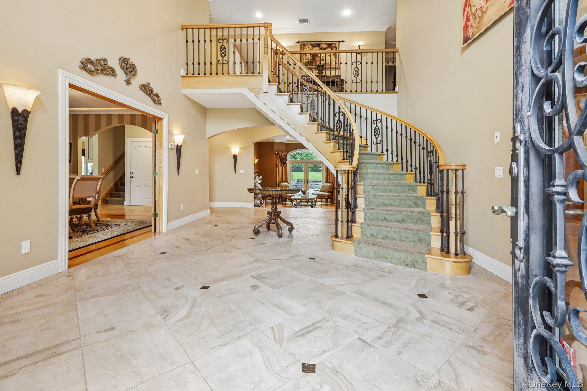 250 Old Mill Road – For Sale photo 4