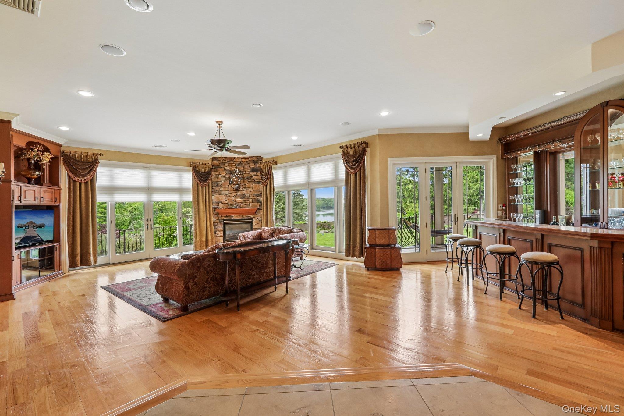 250 Old Mill Road – For Sale photo 7