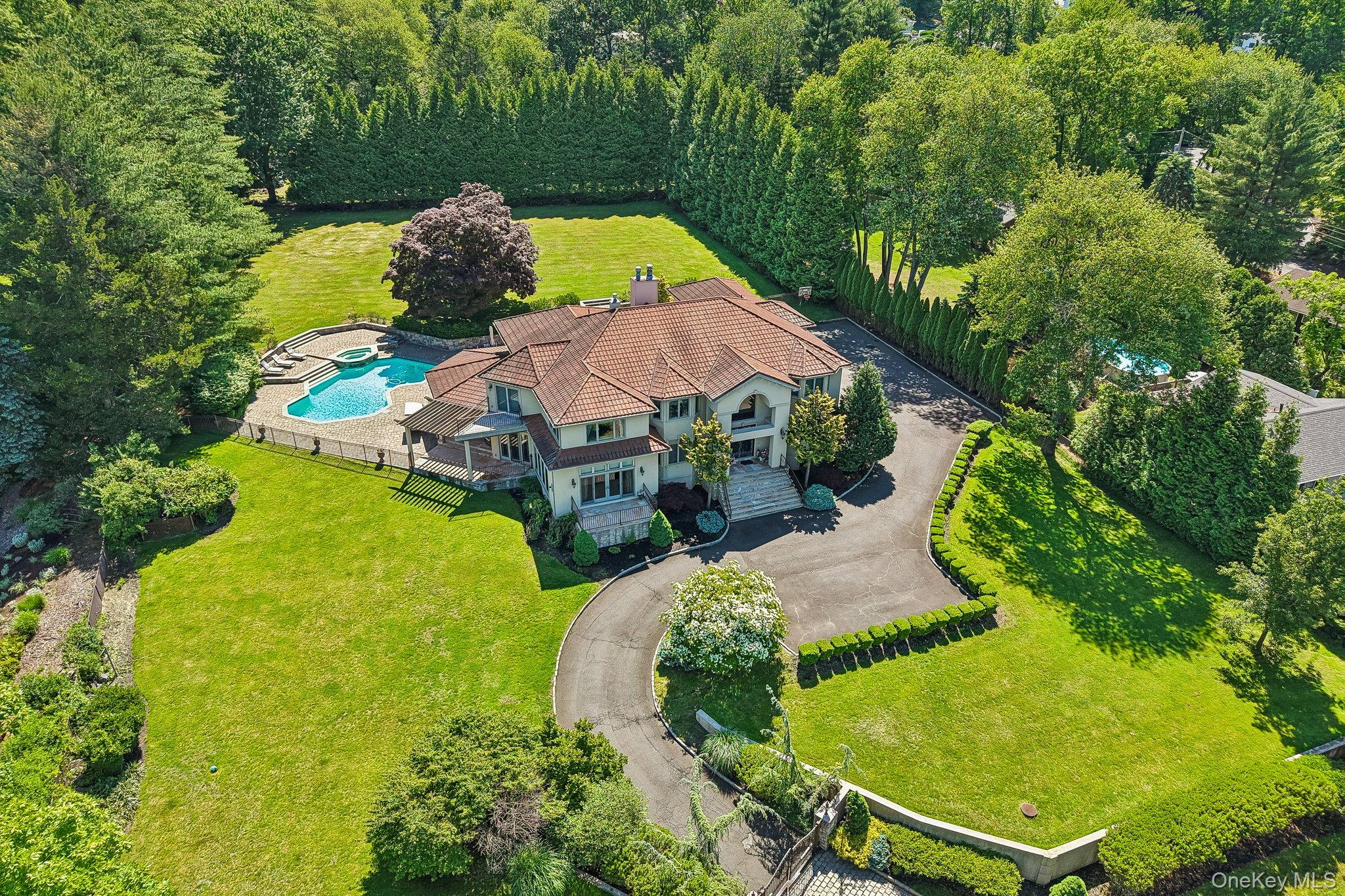 250 Old Mill Road – For Sale