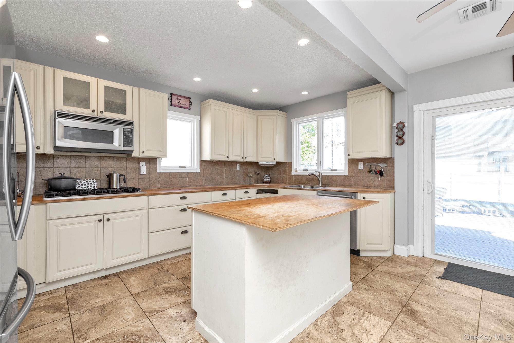 2457 Williams Court – For Sale photo 11