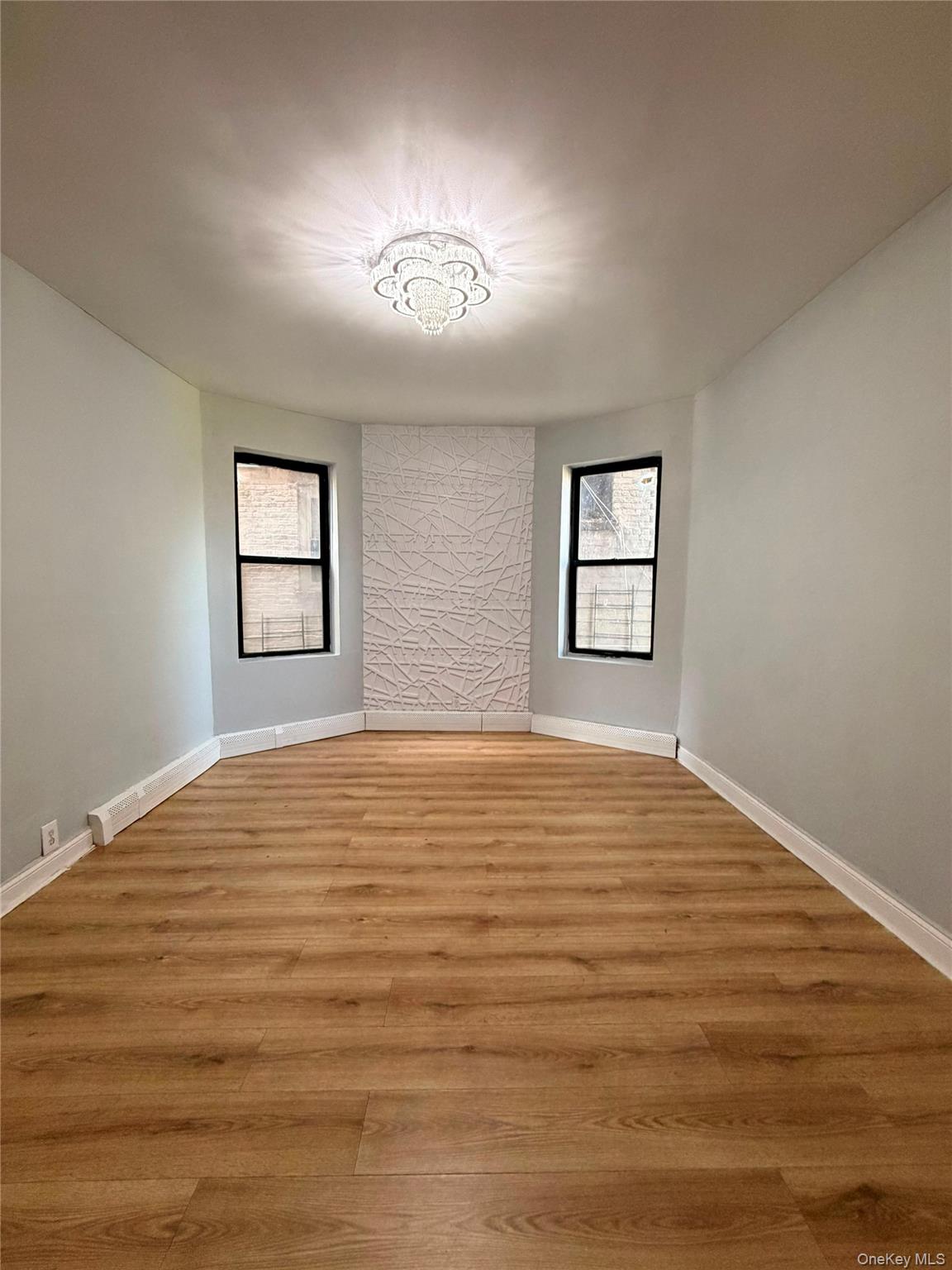11 Lawrence Street, Unit 1L