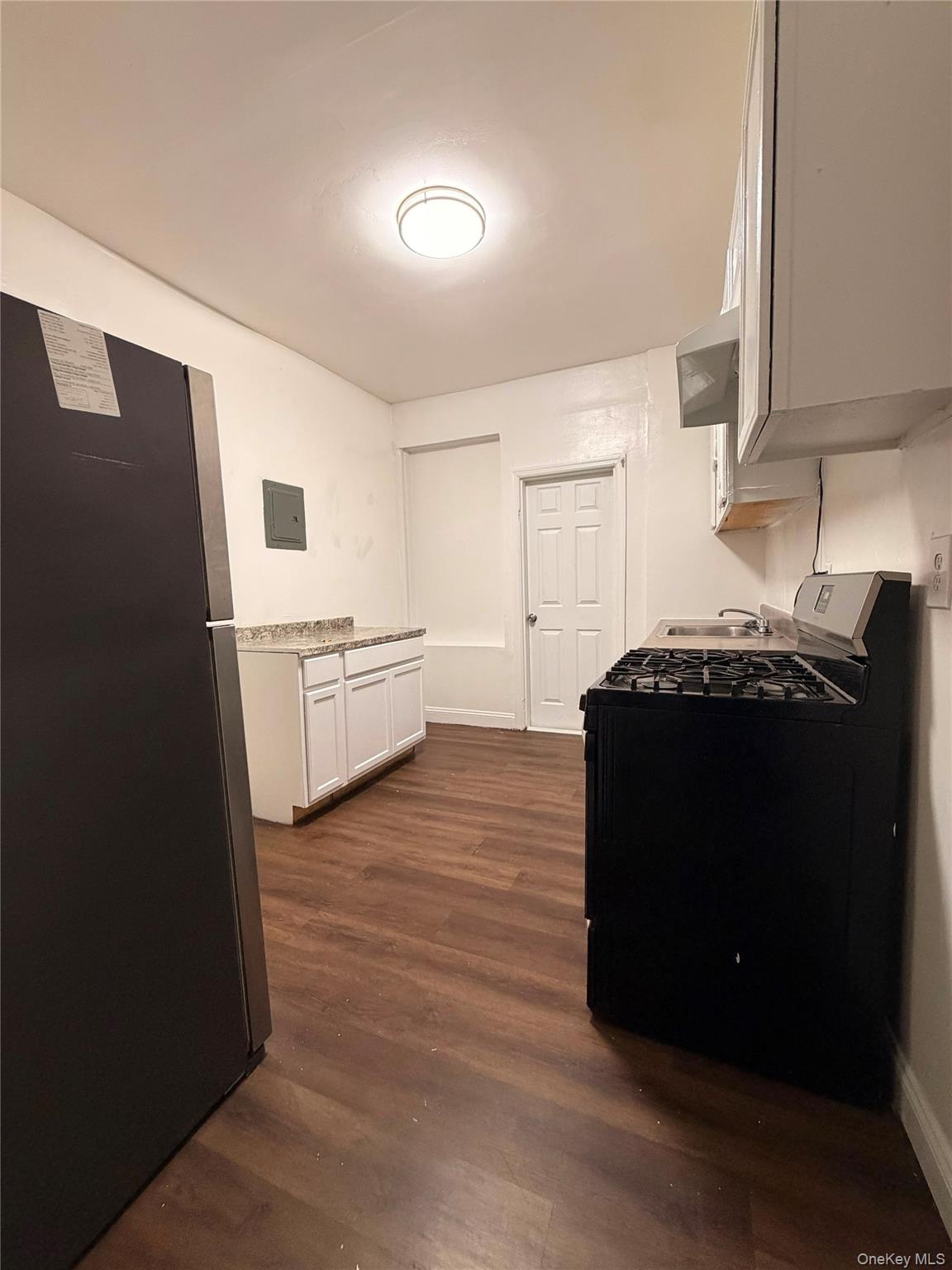 11 Lawrence Street, Unit 1L photo 7