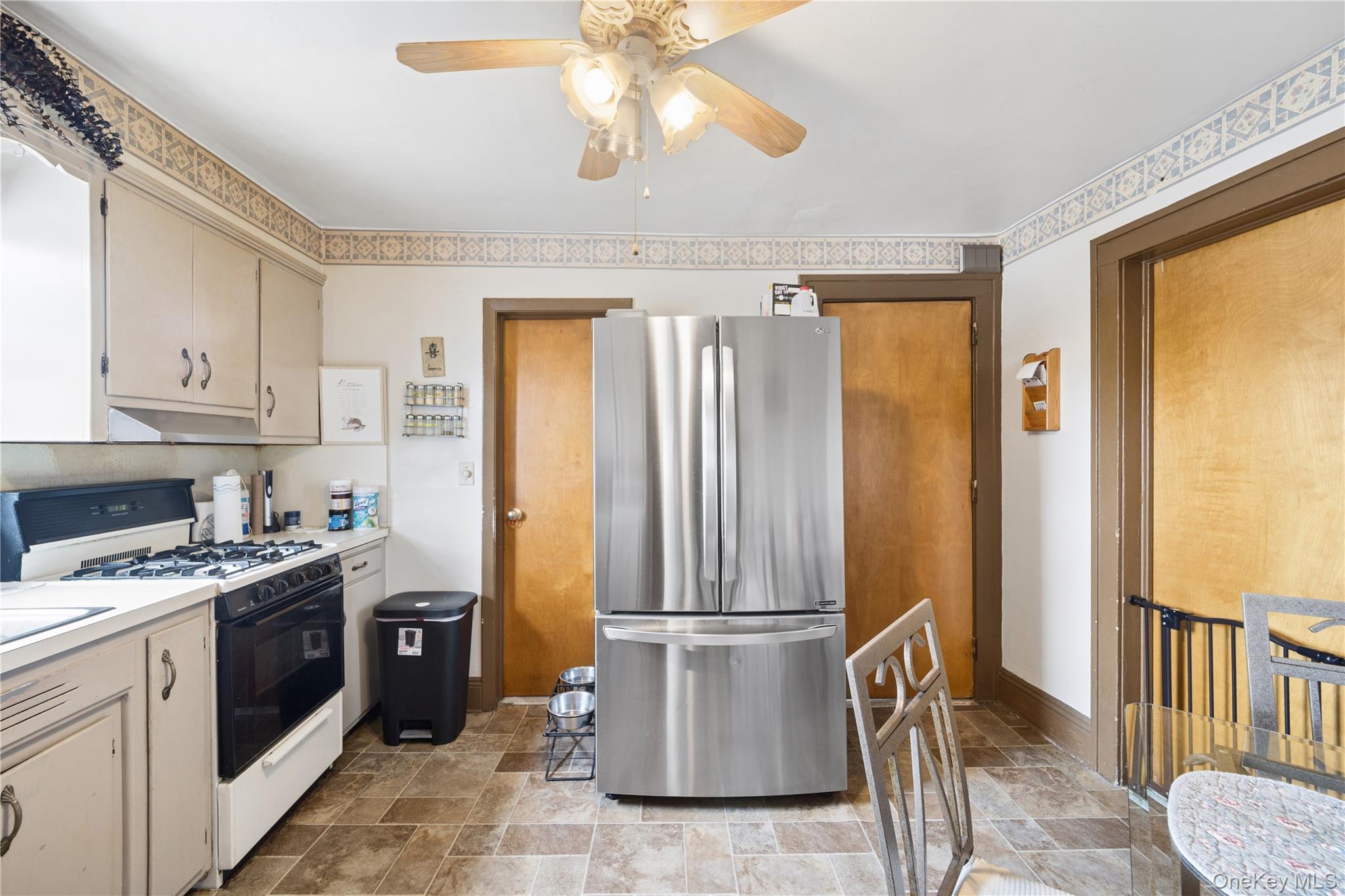 75-01 88th Street – For Sale photo 31