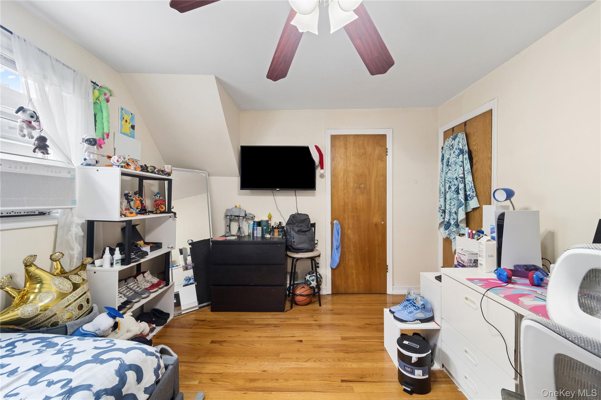 75-01 88th Street – For Sale photo 40