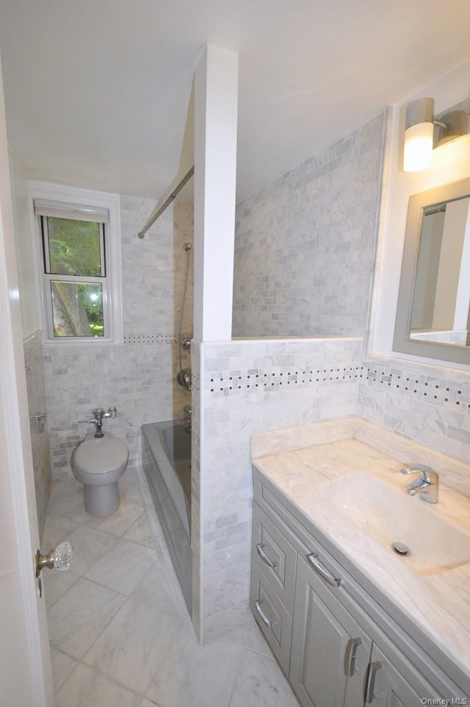 11 Sentry Place, Unit 1D photo 31