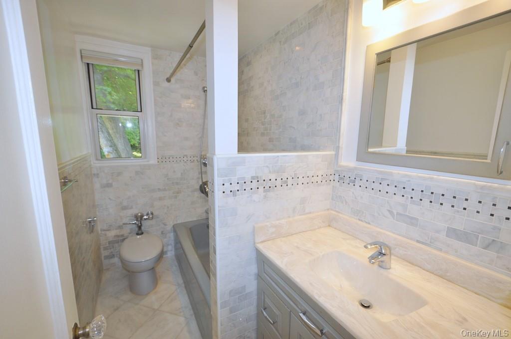 11 Sentry Place, Unit 1D photo 8