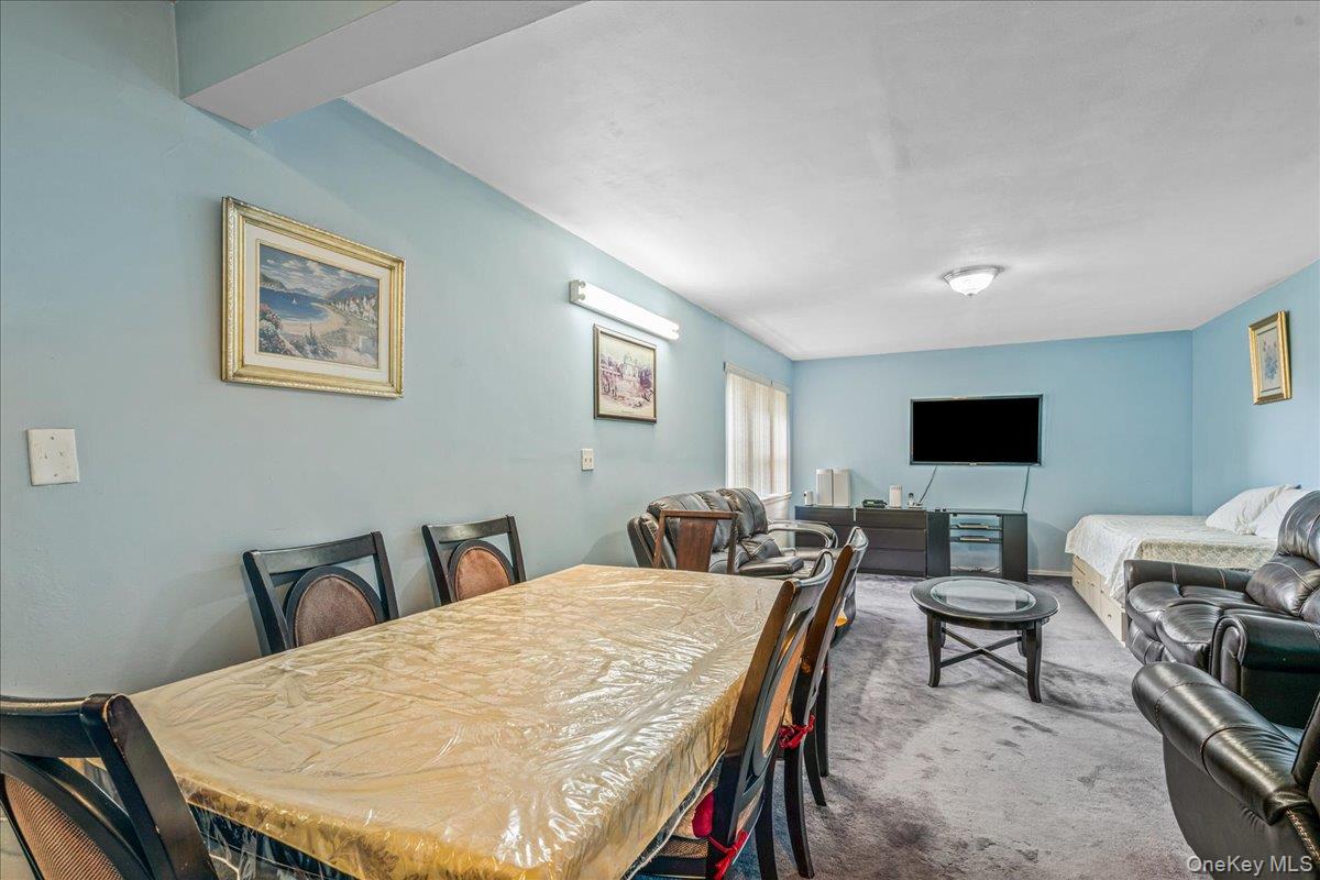 144-55 Melbourne Ave, Unit 2E