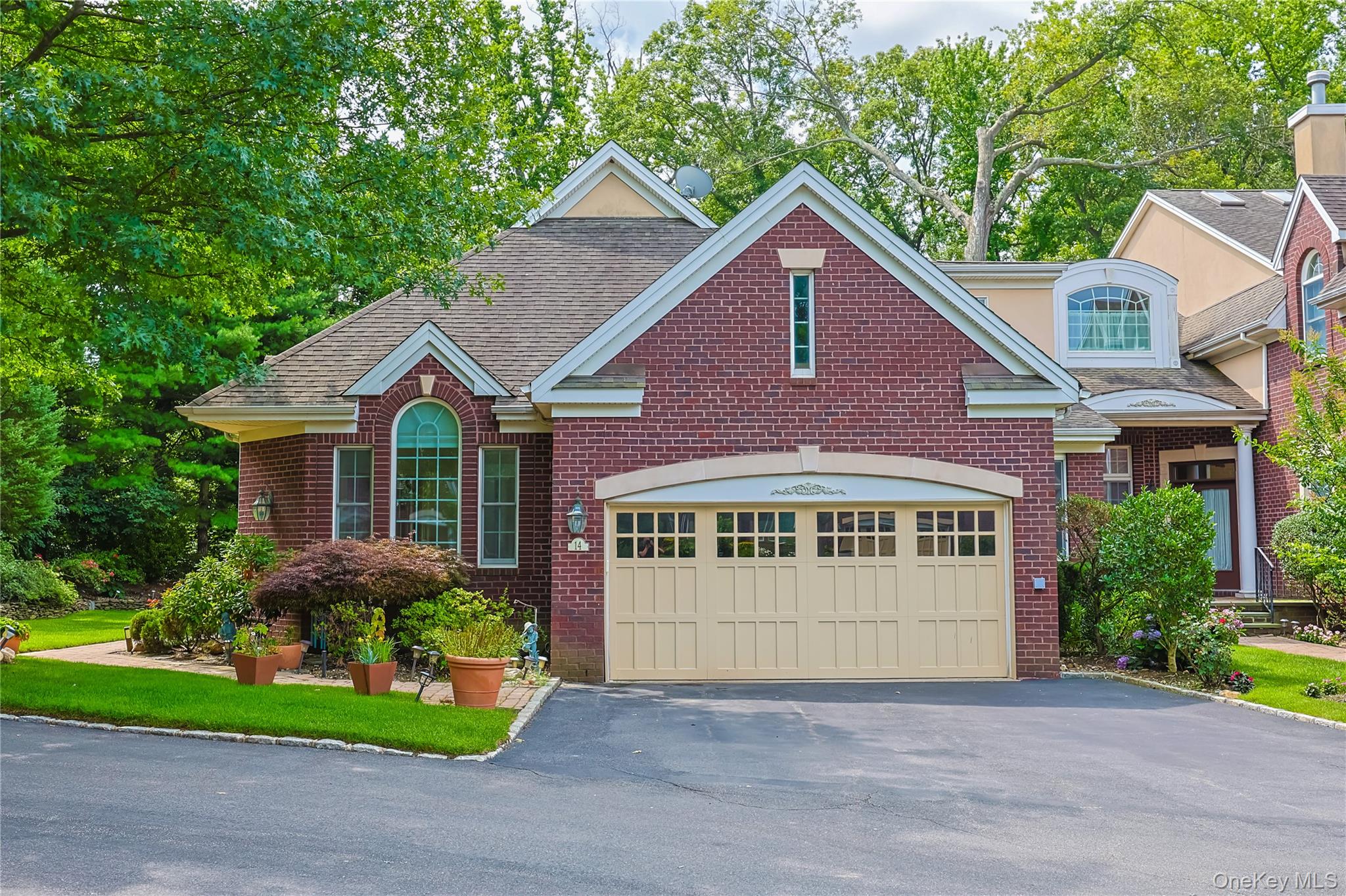 14 Belvedere Court – For Sale photo 3
