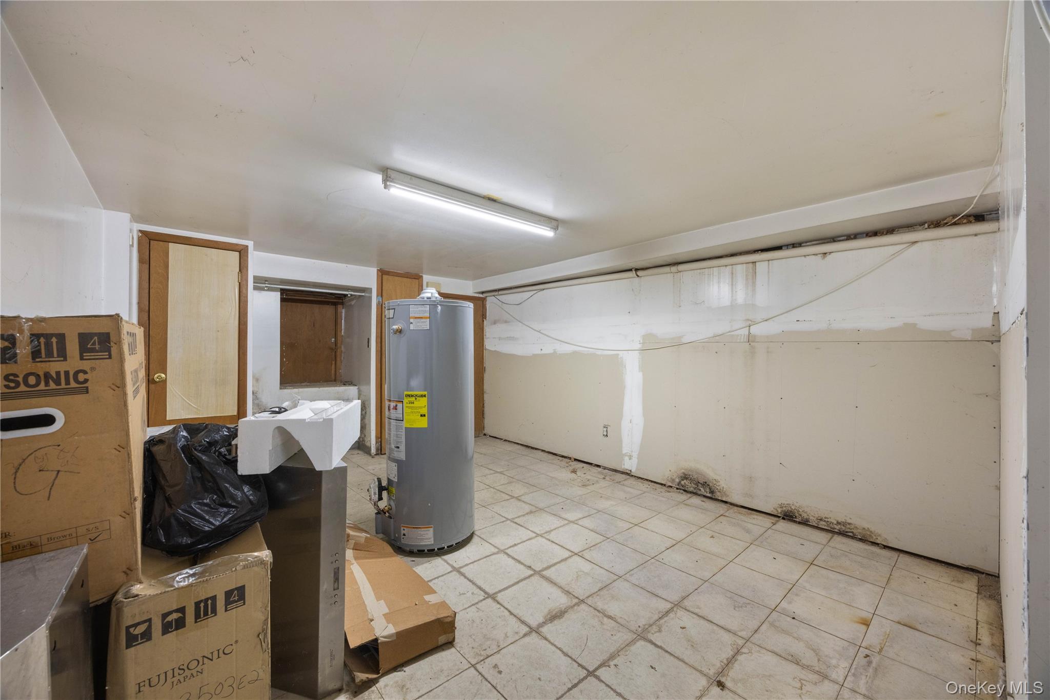 2412 Grand Avenue – For Sale photo 23