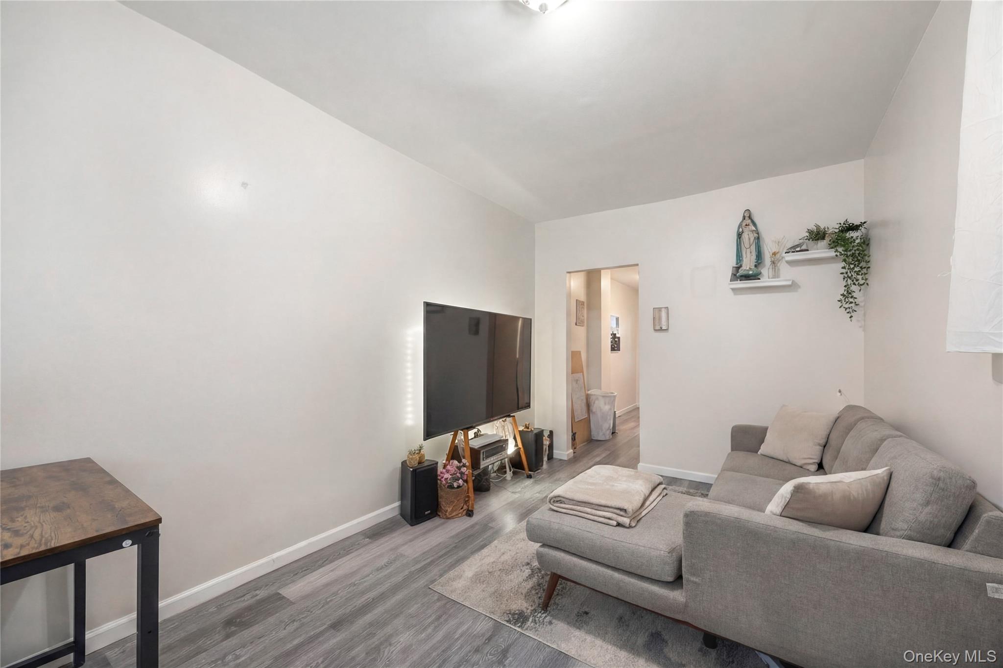 2412 Grand Avenue – For Sale photo 20