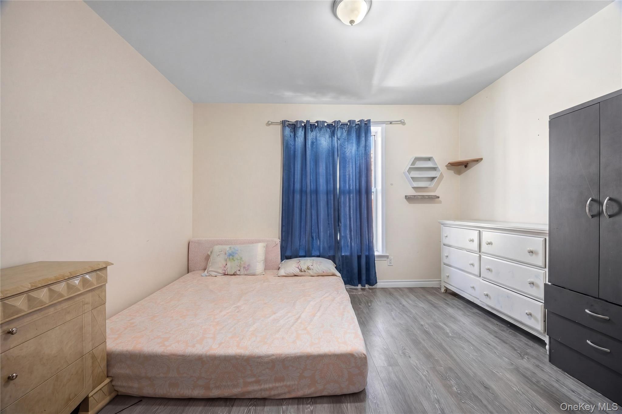 2412 Grand Avenue – For Sale photo 35