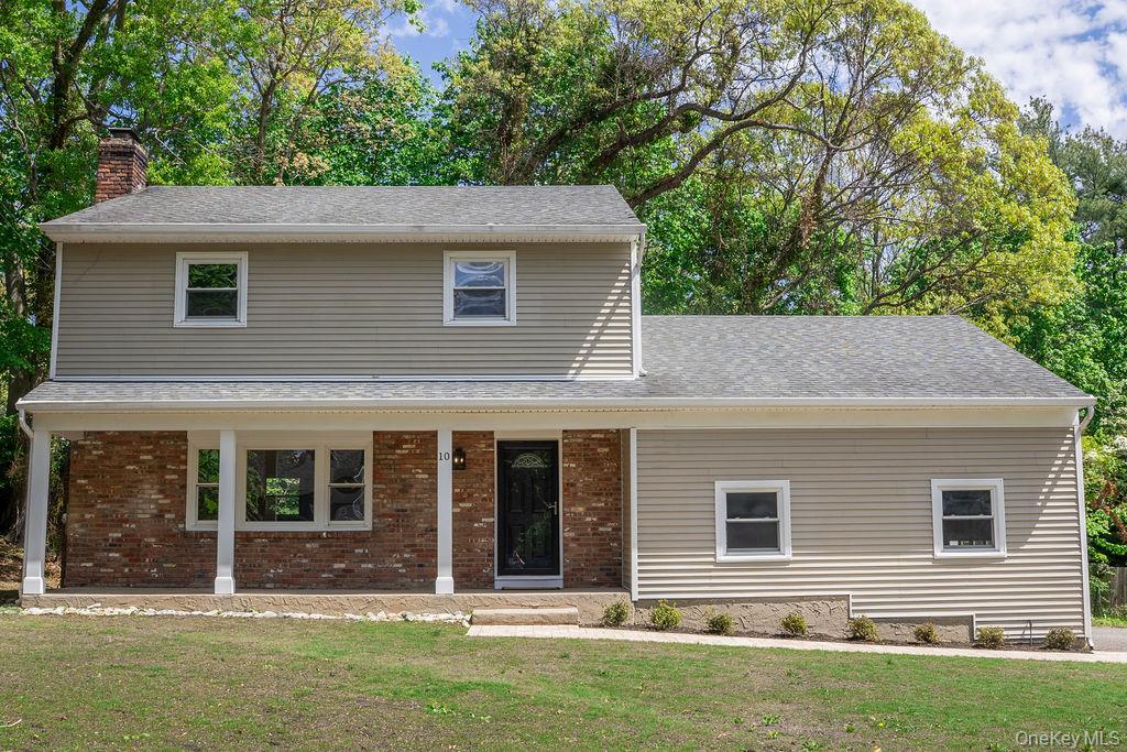 10 Tudor Drive – For Sale