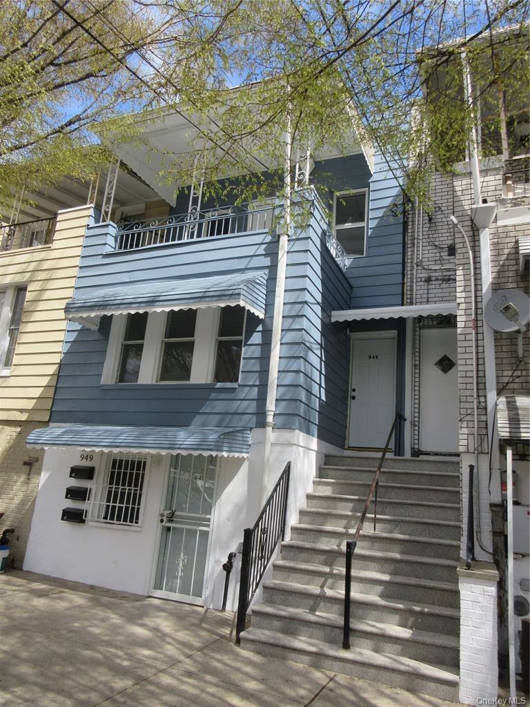 949 E 213th Street, Unit FL-2